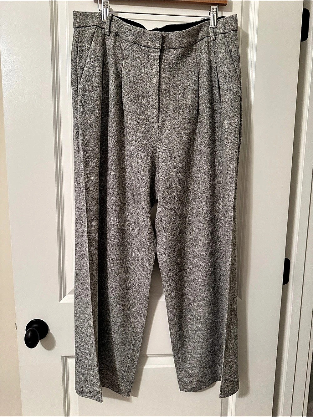H&M Textured Trousers in Gray Size 16